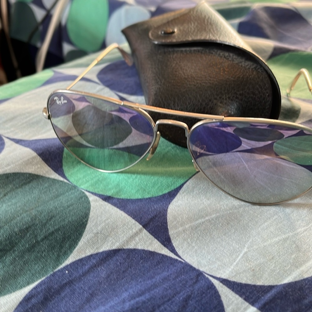 Ray-Ban aviators silver wire frame brown pink mirrored lens